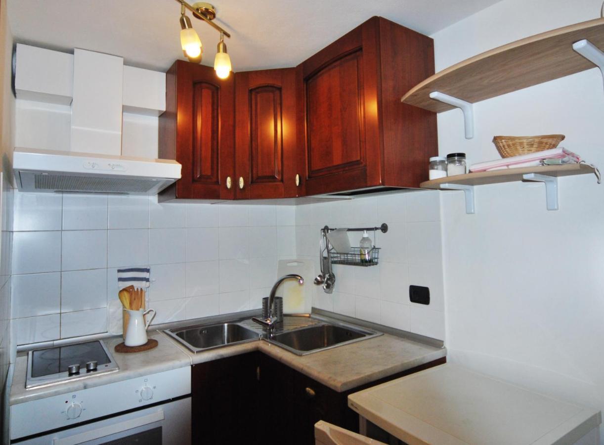 Il Gabbiano Aparthotel Амеля Екстериор снимка