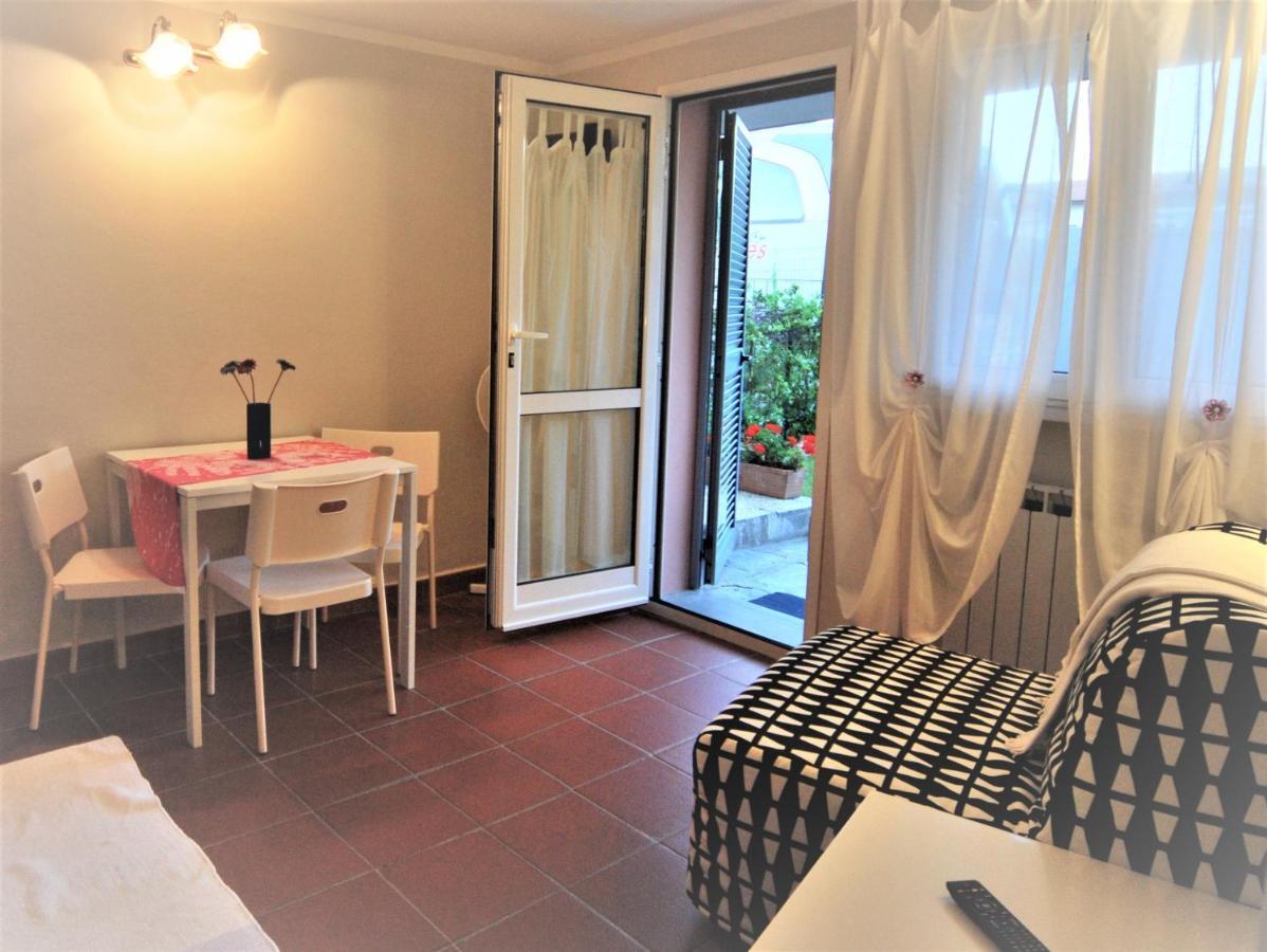 Il Gabbiano Aparthotel Амеля Екстериор снимка